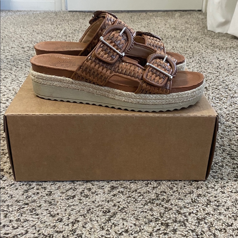 Brioso Fenney Brown Woven Double Buckle Banded Platform Slide Sandal, worn 5x - Picture 6 of 12